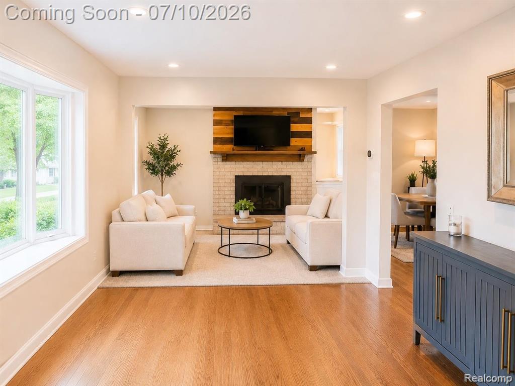 9739 Waterway Drive, Grosse Ile, MI 48138 — Photo 2