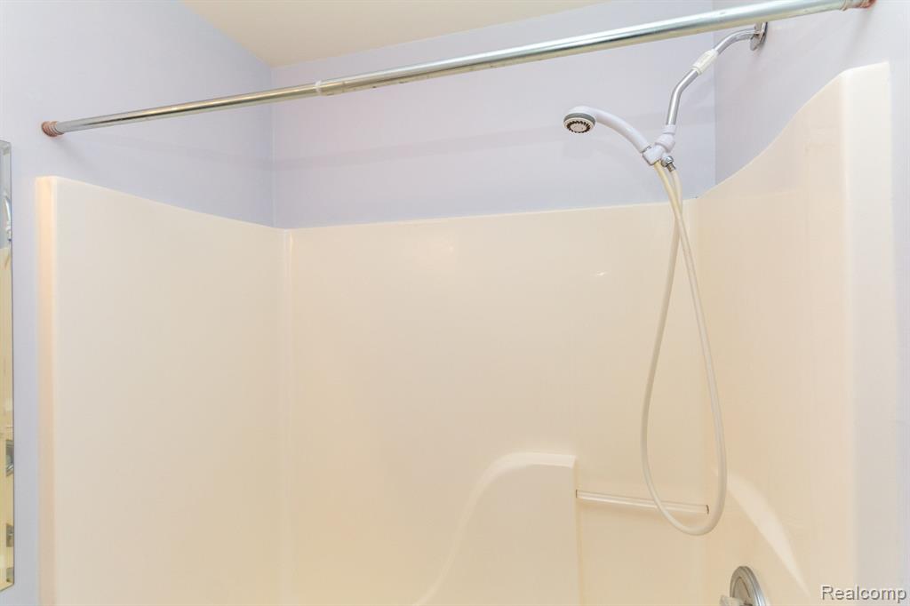 1017 BLUESTEM Lane, Ann Arbor, MI 48103 — Photo 18