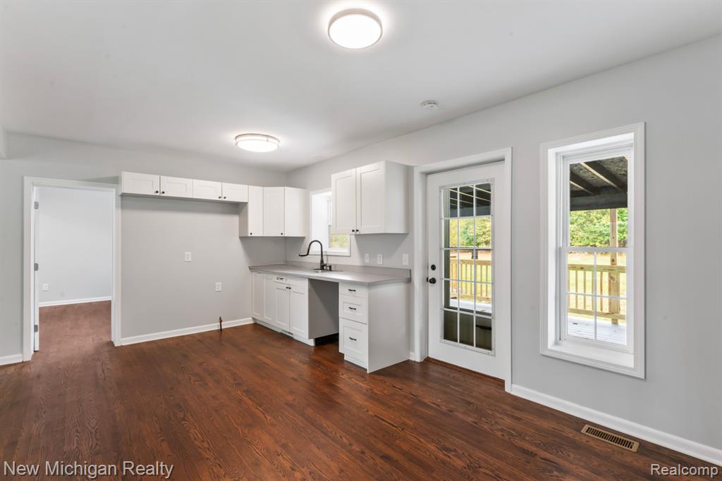 6239 Grange Hall Road, Holly, MI 48442 — Photo 16