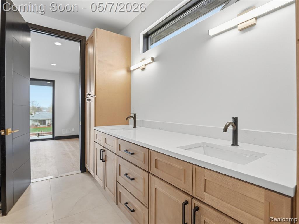 41215 Belvidere Street, Harrison Township, MI — Photo 36
