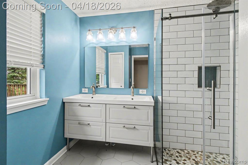 702 Dewars Street, Howell, MI 48843 — Photo 16