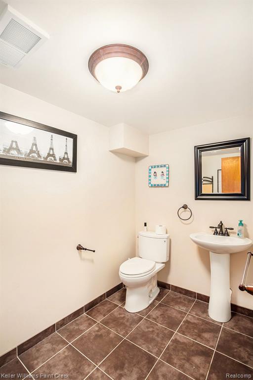 536 Thornehill Trail, Oxford, MI 48371 — Photo 24
