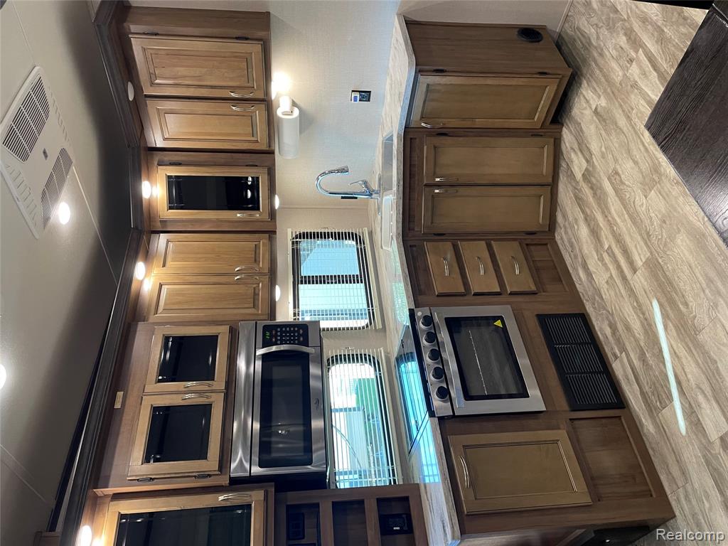 831 Main St, Au Gres, MI 48703 — Photo 8
