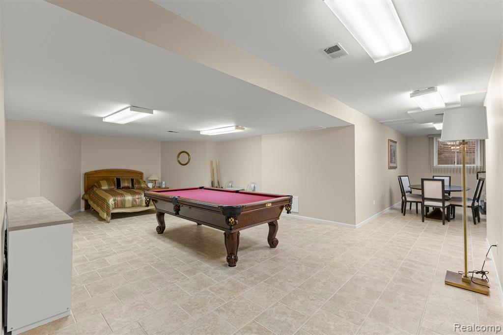 30060 Bristol Lane, Bingham Farms, MI 48025 — Photo 60
