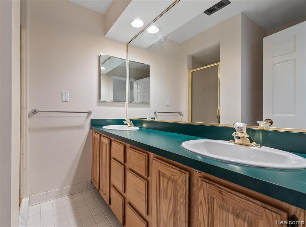 4436 Ardmore Court, Bloomfield, MI 48302 — Photo 24