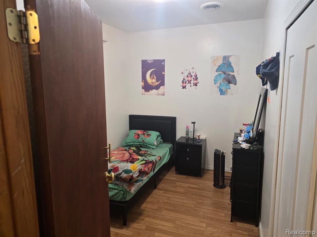11412 McDougall Street, Hamtramck, MI 48212 — Photo 14