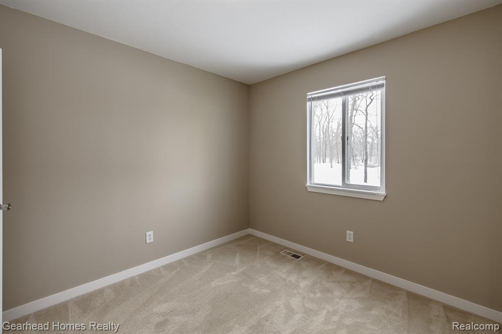 12749 Shaffer Road, Davisburg, MI 48350 — Photo 22