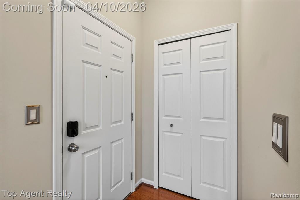 41567 Glade Road, 20, Canton, MI 48187 — Photo 6
