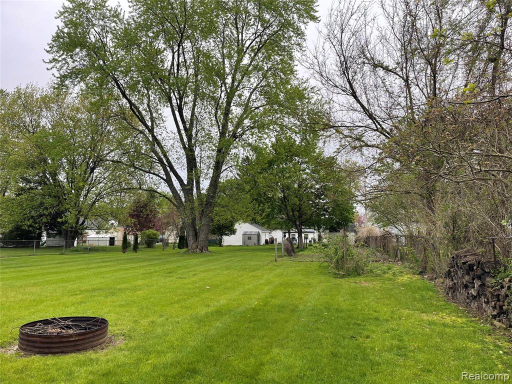 10444 Quirk Road, Van Buren, MI 48111 — Photo 33
