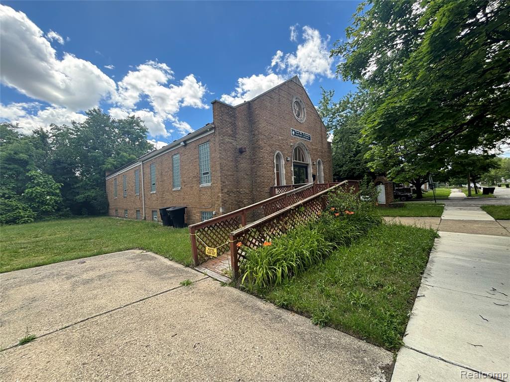 10510 Sterritt Street, Detroit, MI 48213 — Photo 20