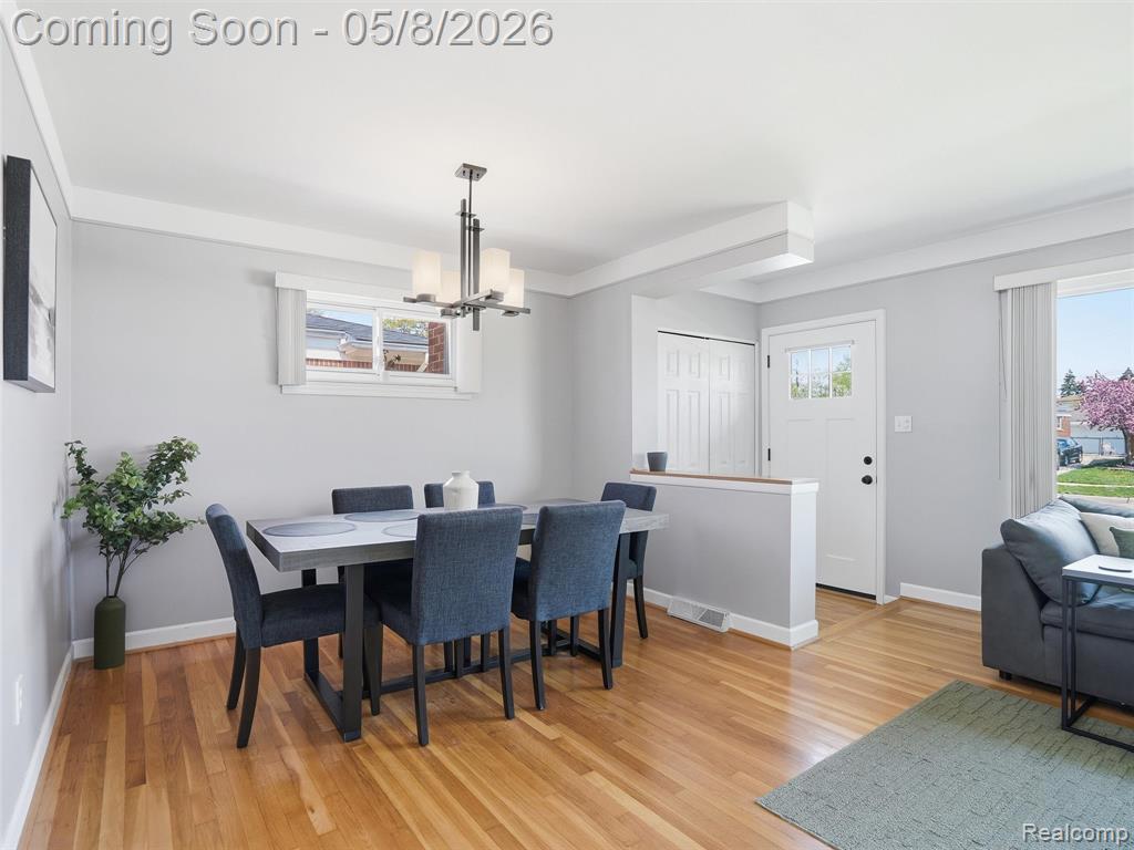 7911 Beatrice, Westland, MI — Photo 13