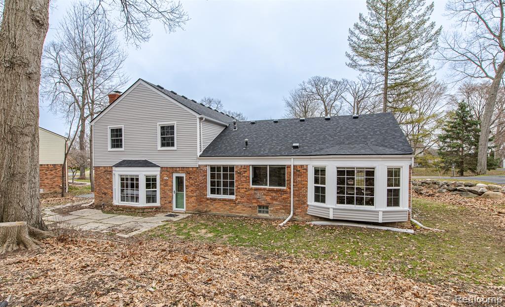 775 Basswood Drive, Rochester Hills, MI 48309 — Photo 36