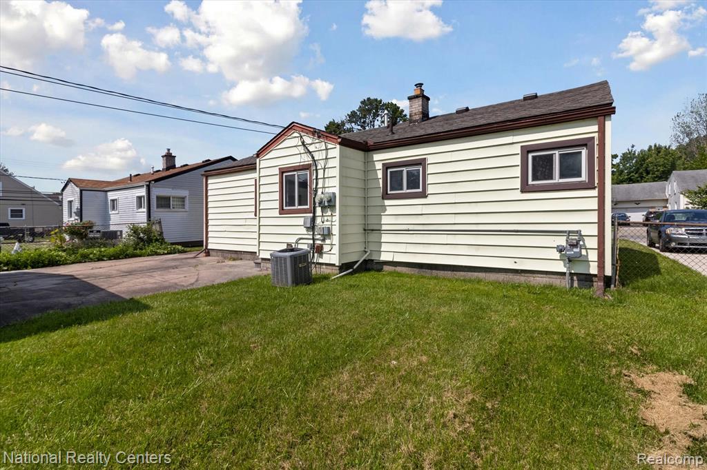 6224 Gilman Street, Garden City, MI — Photo 25