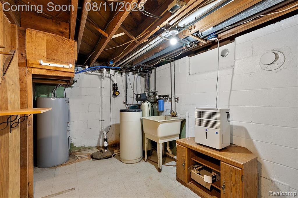 741 W Livingston Road, Highland, MI — Photo 48