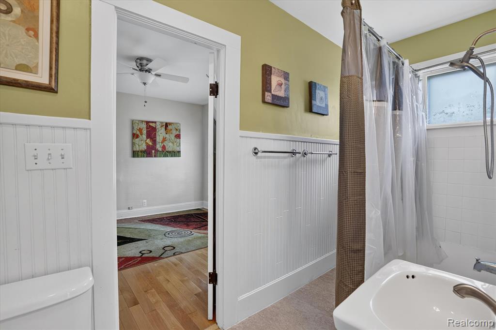 410 S Center Street, Howell, MI 48843 — Photo 18