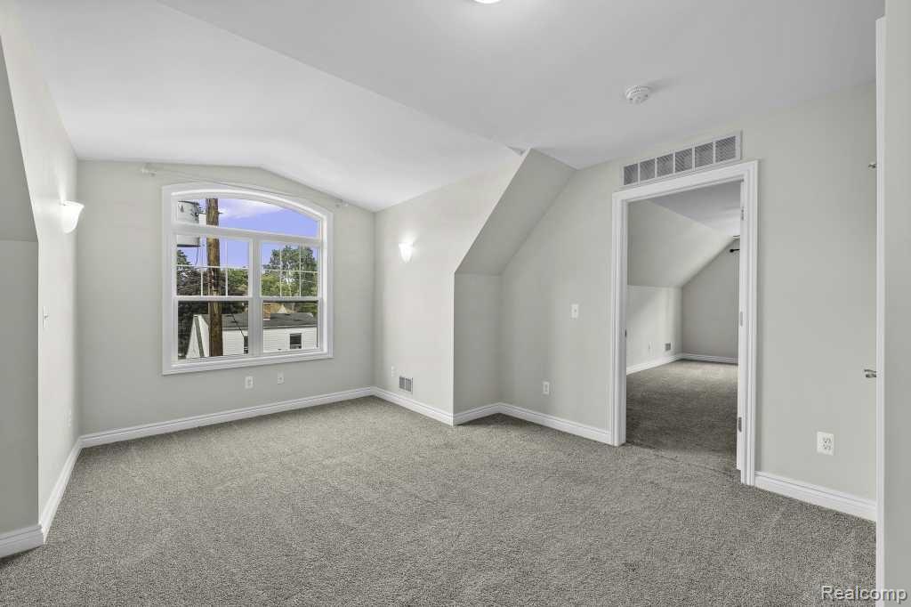 520 SIMON, Royal Oak, MI 48067 — Photo 32