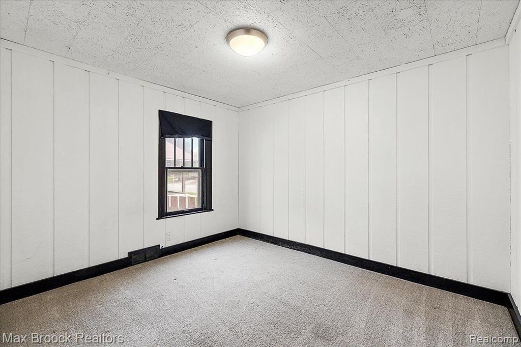 503 N WASHINGTON Avenue, Royal Oak, MI 48067 — Photo 22