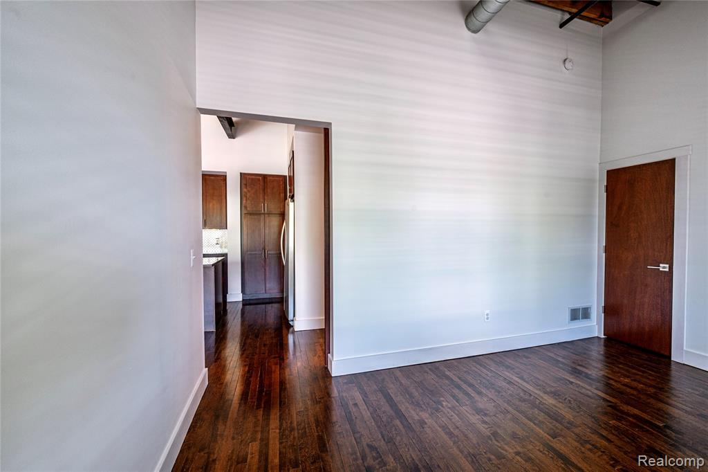 922 N Main Street, Royal Oak, MI 48067 — Photo 26