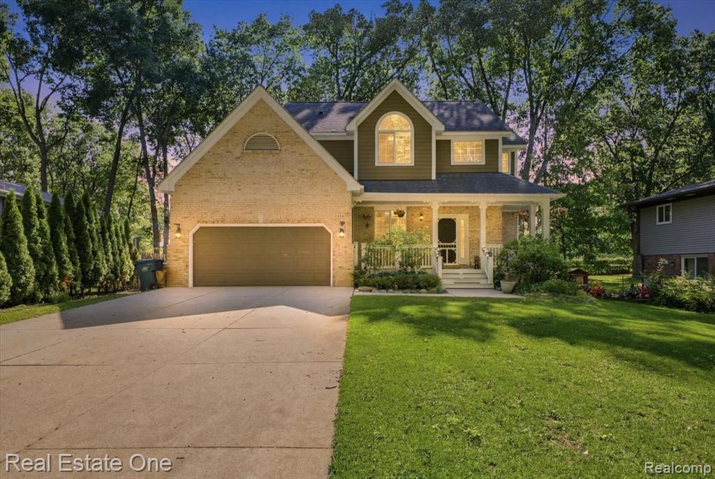2475 Horace Street, West Bloomfield, MI 48324