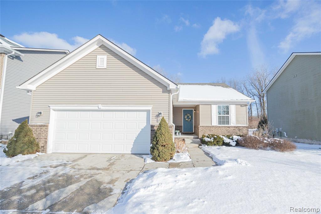 17155 Theresa Lane, New Boston, MI 48164 — front exterior