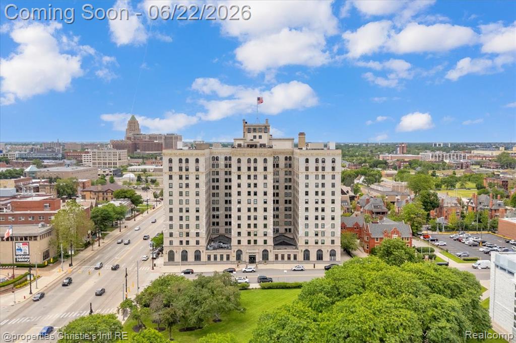 15 E Kirby Street - Photo 2