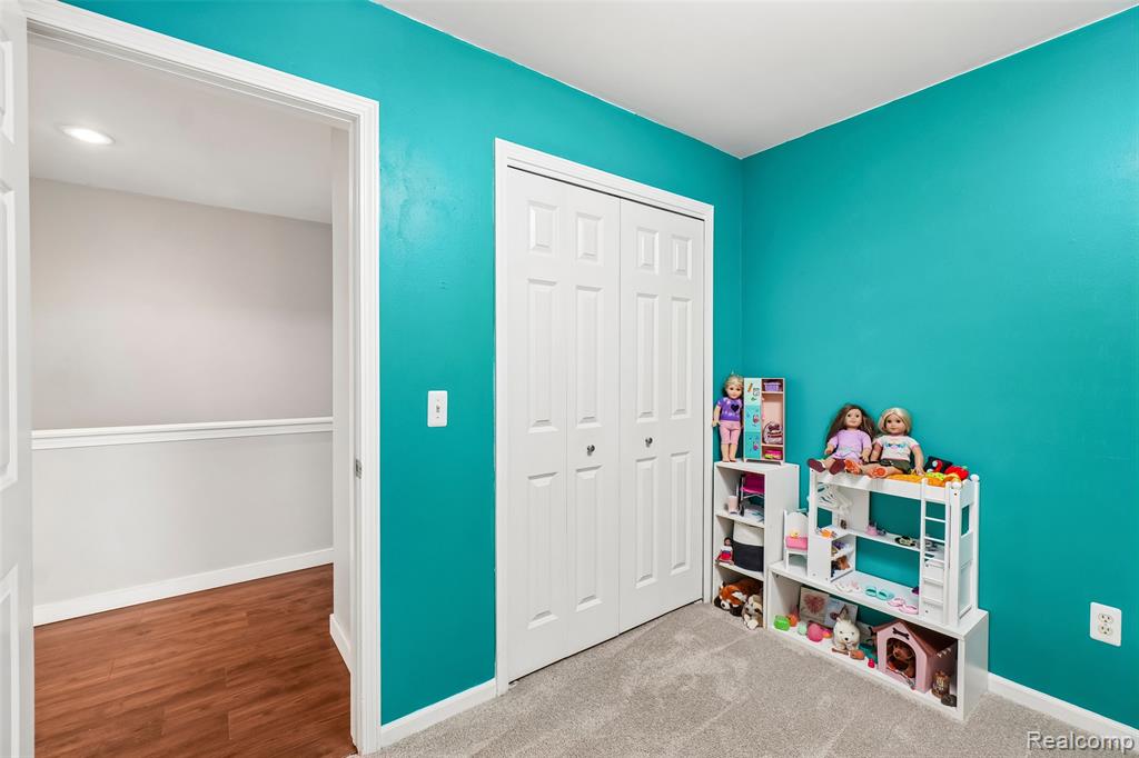 696 Vincent Street, Pinckney, MI 48169 — Photo 32