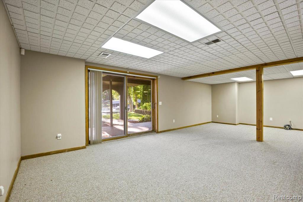 3979 LOTUS Drive, Waterford, MI 48329 — Photo 58