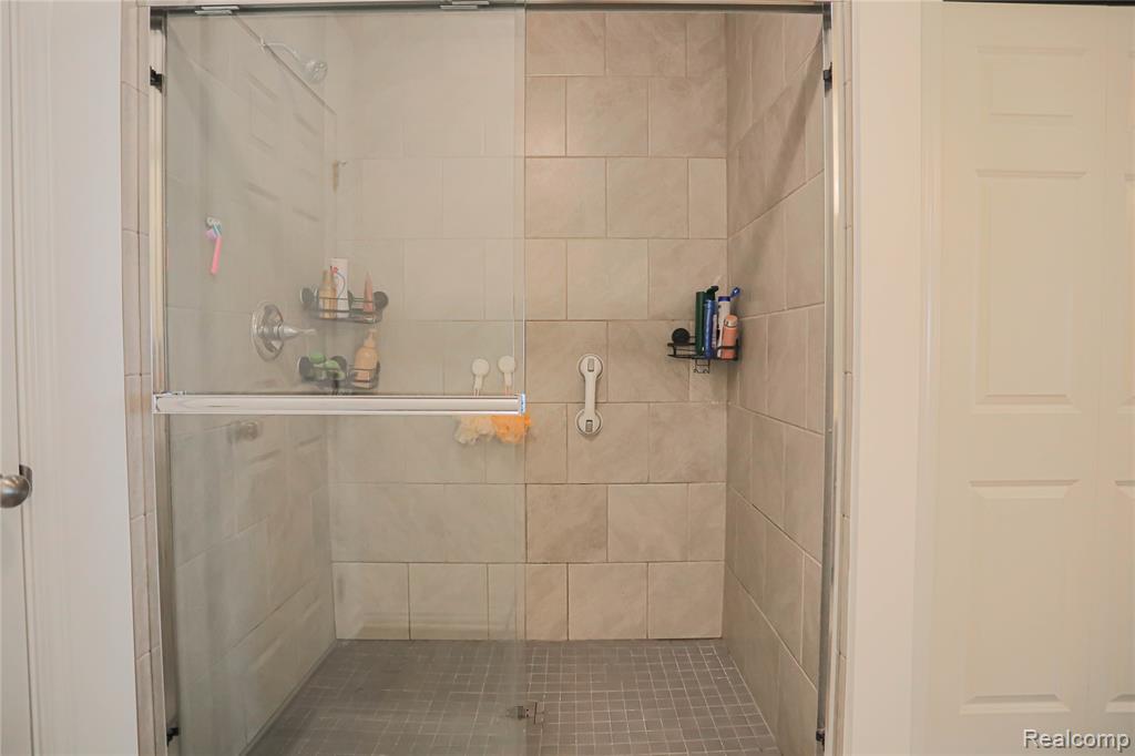 20776 Wexford Drive, Macomb, MI 48044 — Photo 70