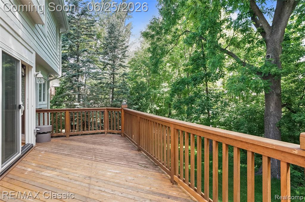 7439 Millwood, West Bloomfield, MI — Photo 45