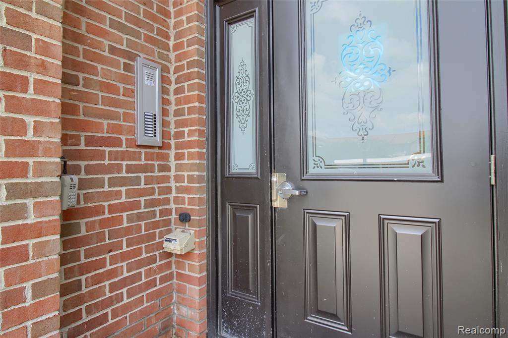 9743 Wildflower Court, Belleville, MI 48111 — Photo 4