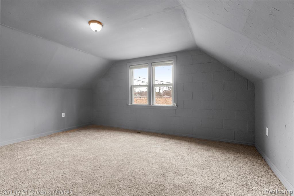 24915 Saint Paul Boulevard, Harrison Township, MI — Photo 20
