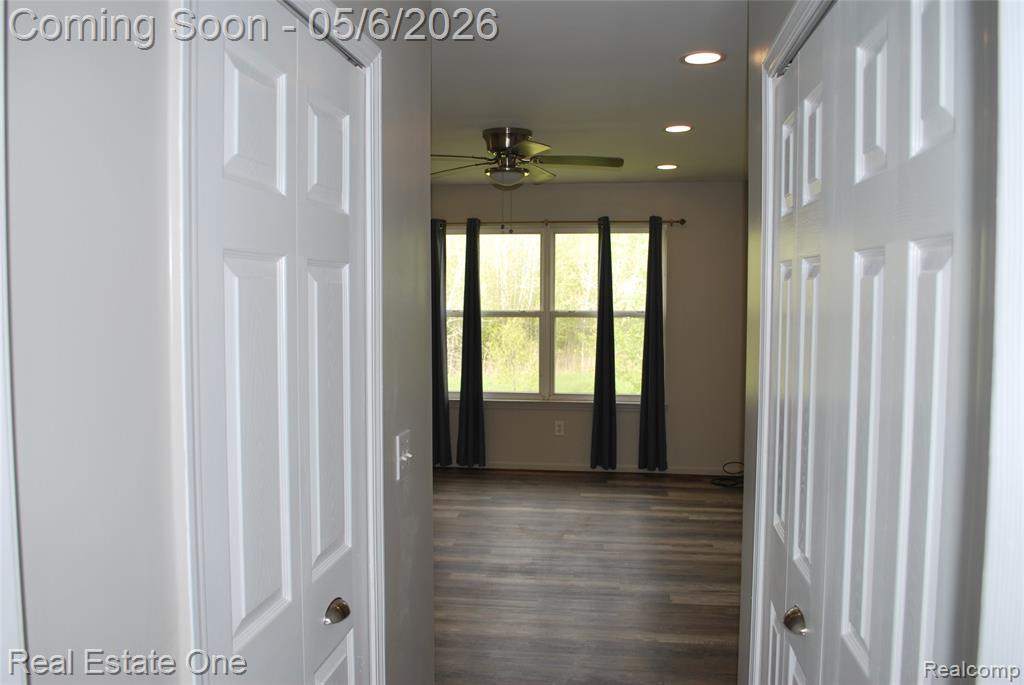 42998 Bradley Drive, Van Buren, MI 48111 — Photo 33