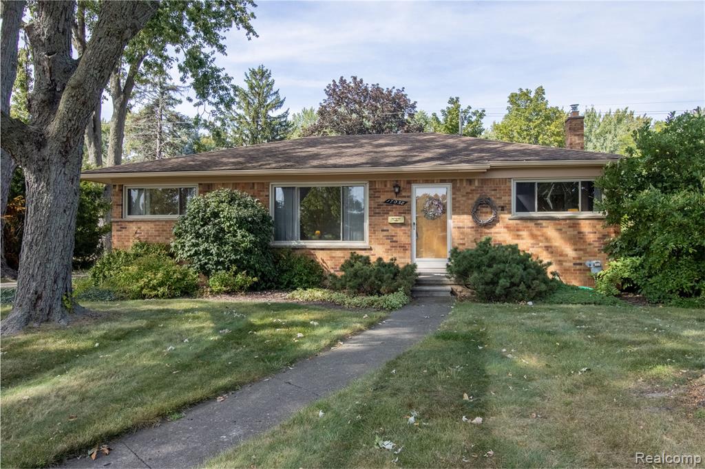 17058 W 13 Mile Road, Beverly Hills, MI 48025 — Photo 43