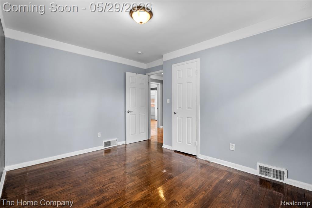 24564 Marine Avenue, Eastpointe, MI 48021 — Photo 19