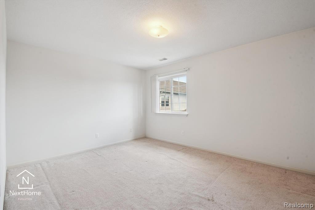 23490 READING, Trenton, MI 48183 — Photo 24