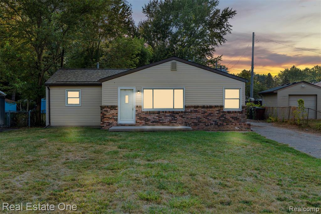 48037 Remer Avenue, Shelby Twp, MI 48317 — Photo 2