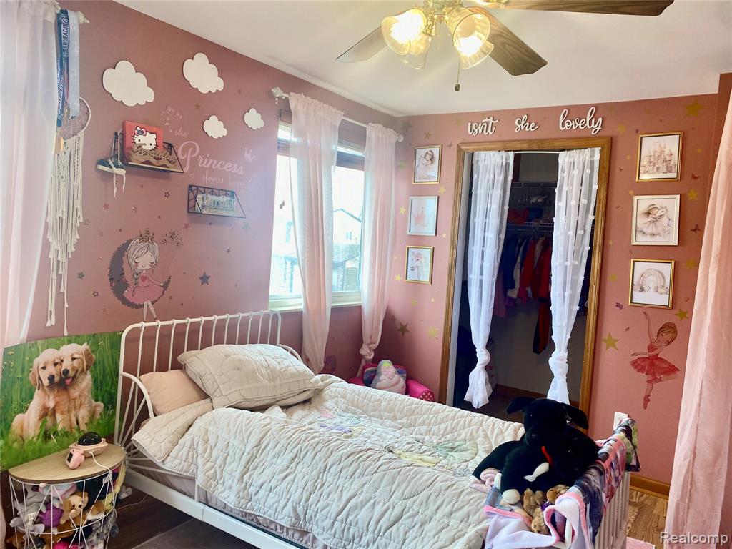 24816 Pamela Street, Flat Rock, MI 48134 — Photo 19