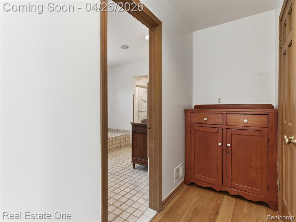 9990 Sashabaw Road, Clarkston, MI 48348 — Photo 55