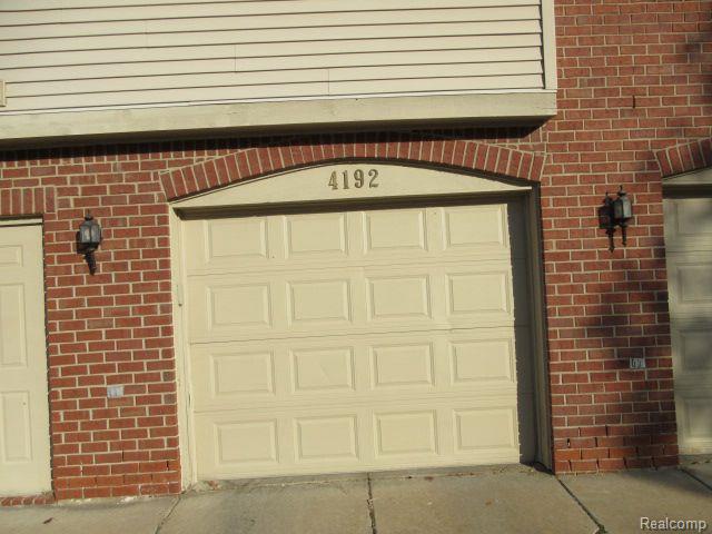 4192 BERKELEY Avenue, Canton, MI 48188 — Photo 19