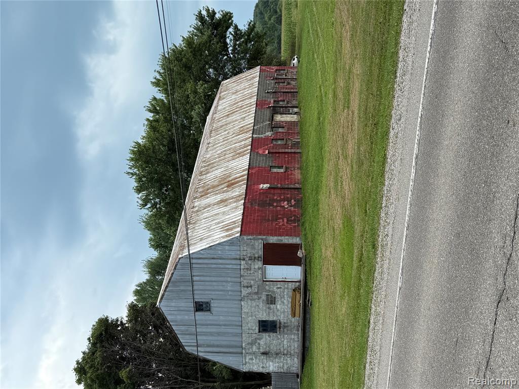 7406 Brockway, Melvin, MI 48454 — Photo 12