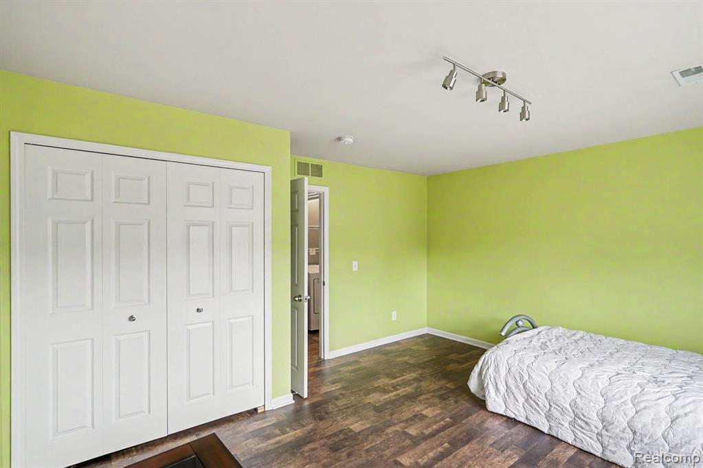 2234 Knotty Pine Trail, Howell, MI 48855 — Photo 15