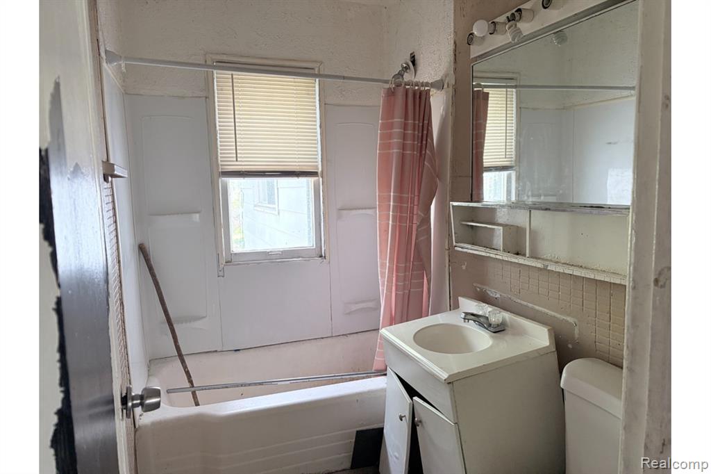 19940 Westphalia Street, Detroit, MI 48205 — Photo 10
