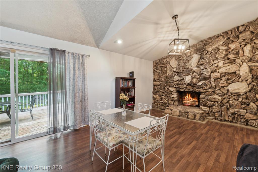 5022 Golf Club Road, Howell, MI 48843 — Photo 16