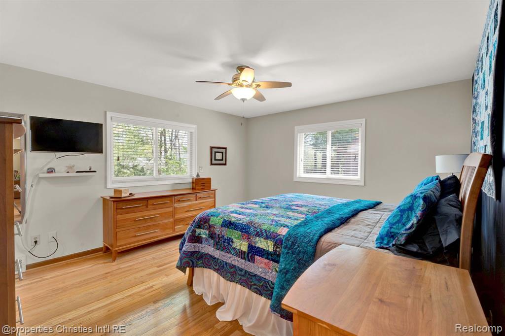 5753 CHERRY CREST Drive, West Bloomfield, MI — Photo 28