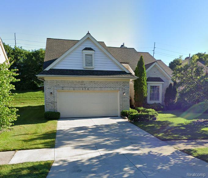 4798 Walnut Creek Drive, West Bloomfield, MI — front exterior