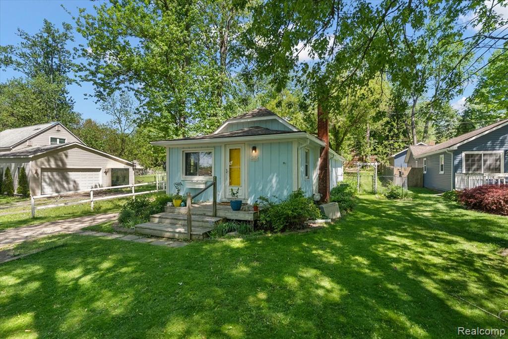 4886 Filer Street, Waterford, MI 48328 — Photo 4