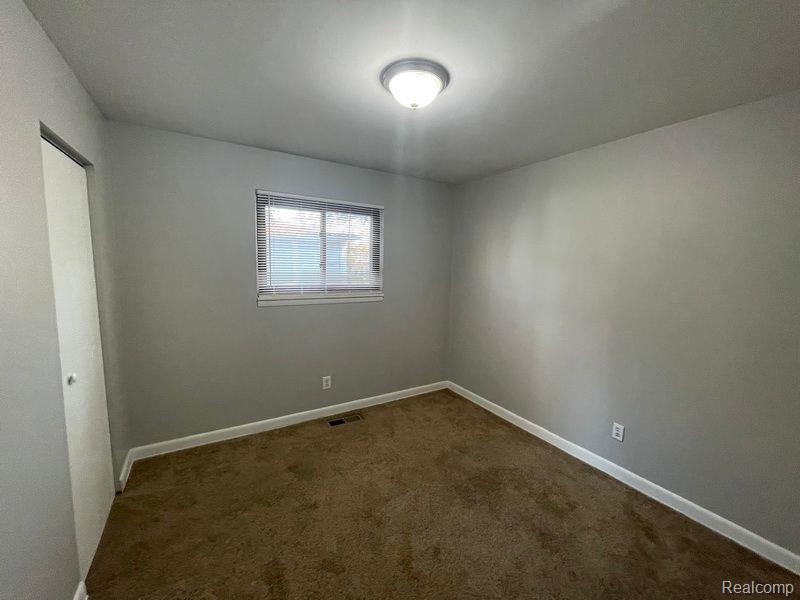 59 W HARWOOD Avenue, Madison Heights, MI 48071 — Photo 7