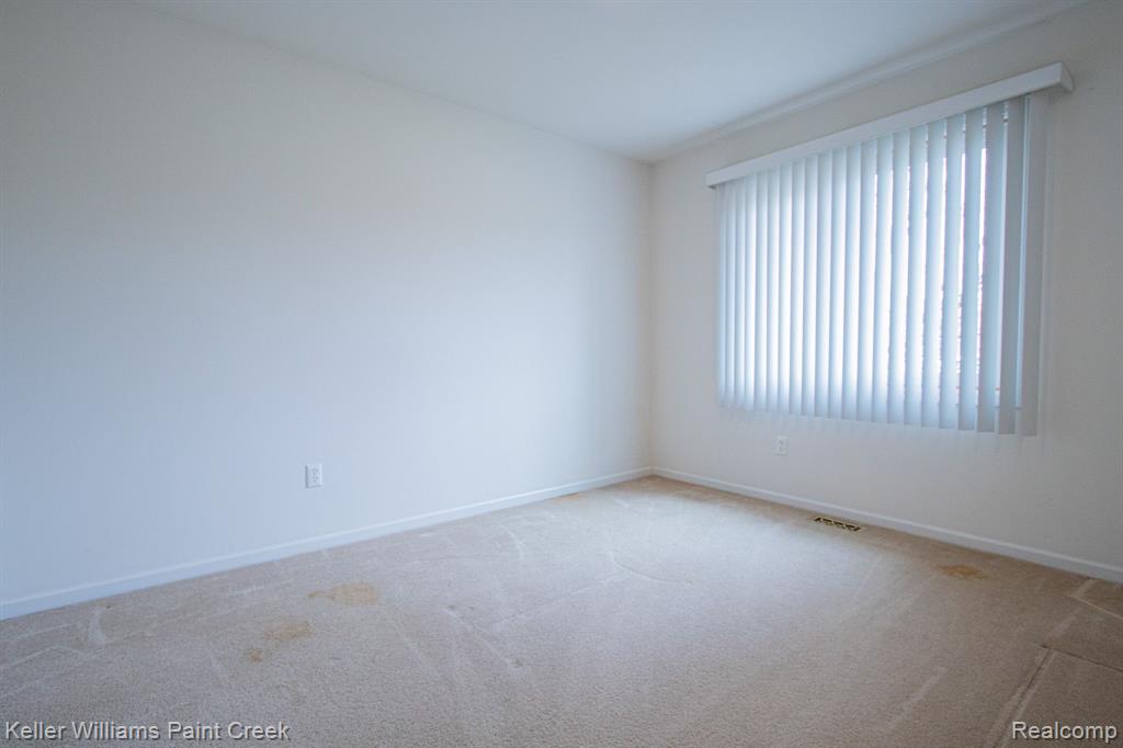 47466 S FORK Drive, Macomb, MI 48044 — Photo 23