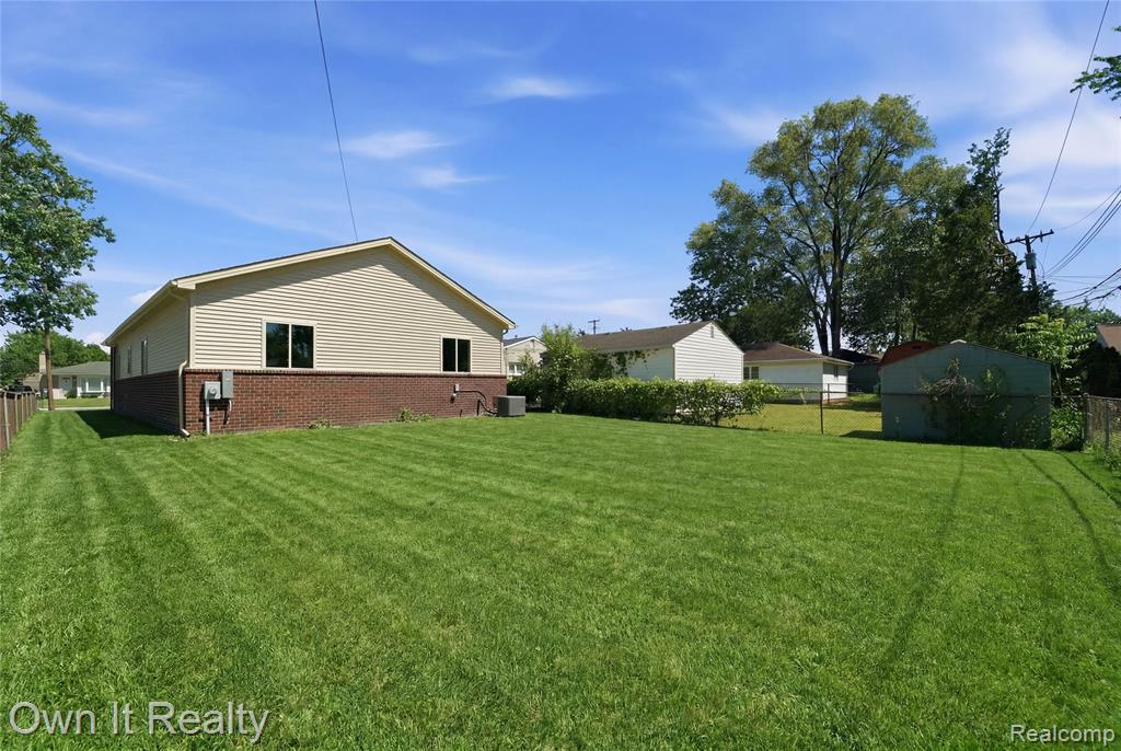 7606 Margaret Street, Taylor, MI 48180 — Photo 28