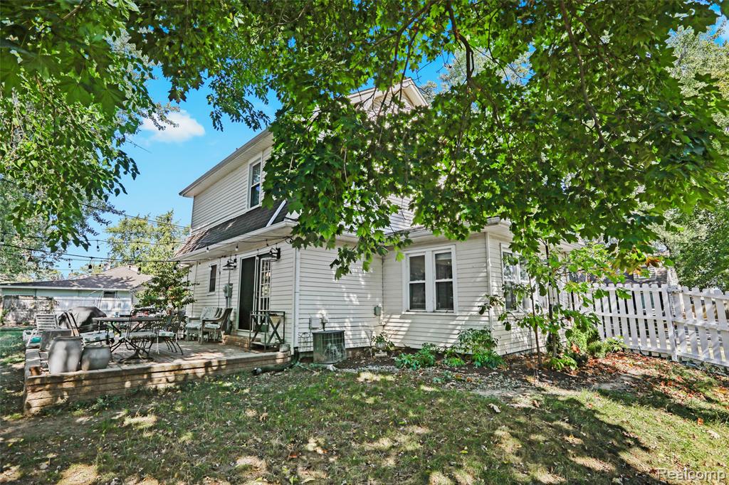 4325 Olivia Avenue, Royal Oak, MI 48073 — Photo 25